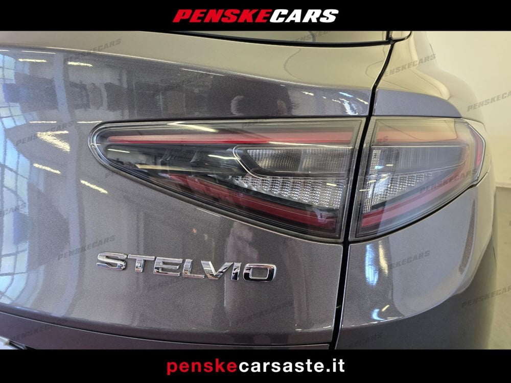 Alfa Romeo Stelvio usata a Bologna (10)