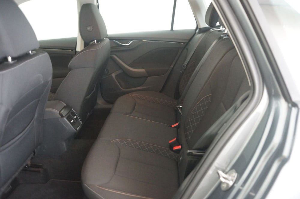 Skoda Kamiq usata a Torino (8)