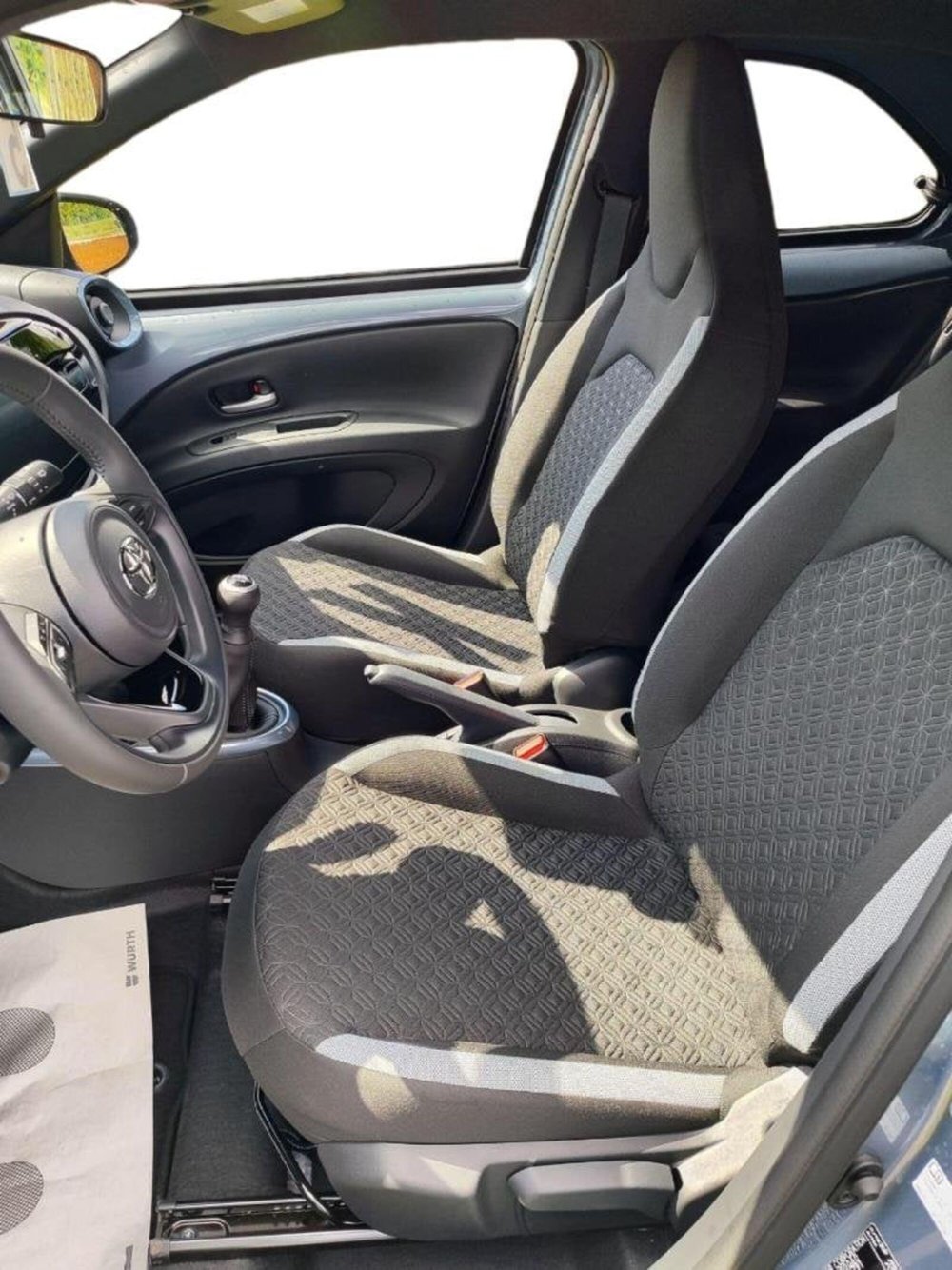 Toyota Aygo X nuova a Perugia (11)