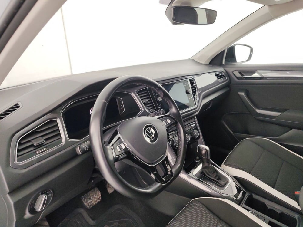 Volkswagen T-Roc usata a Massa-Carrara (8)