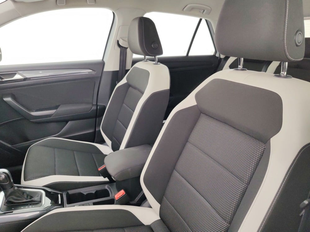Volkswagen T-Roc usata a Massa-Carrara (9)