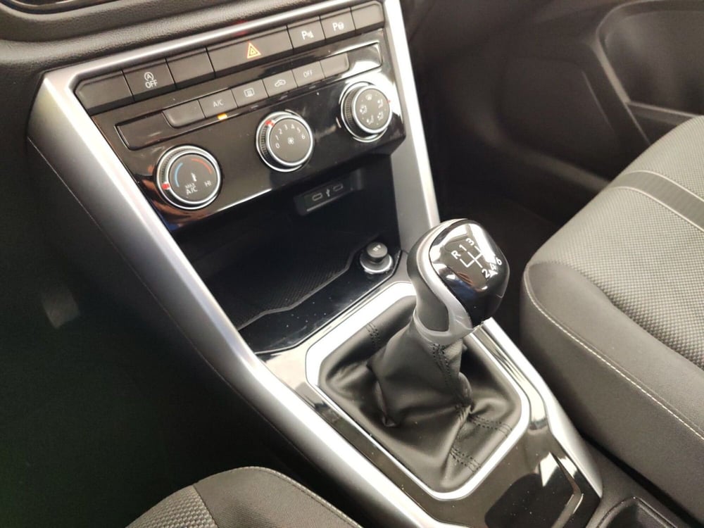 Volkswagen T-Roc usata a Massa-Carrara (11)