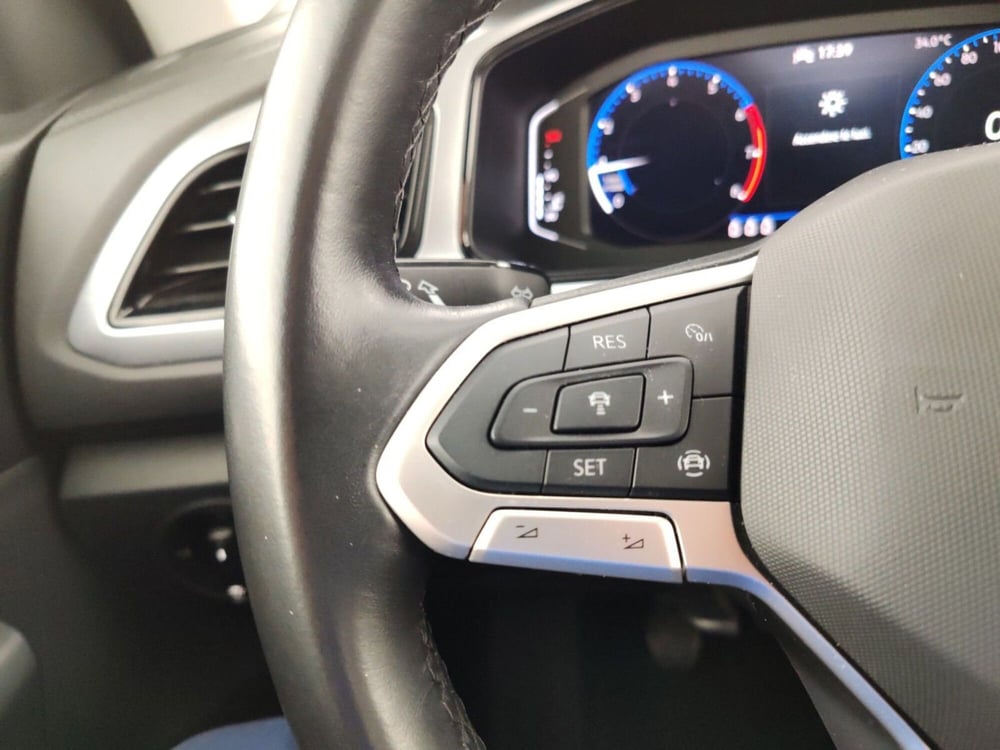 Volkswagen T-Roc usata a Massa-Carrara (14)