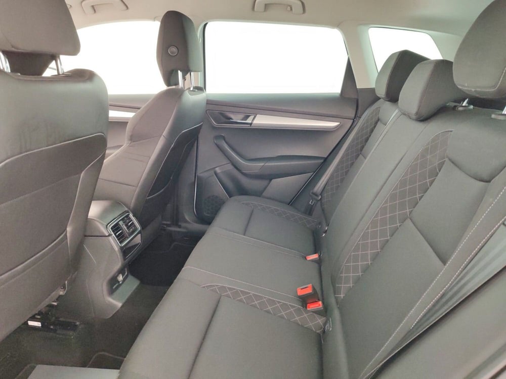 Skoda Karoq usata a Massa-Carrara (10)