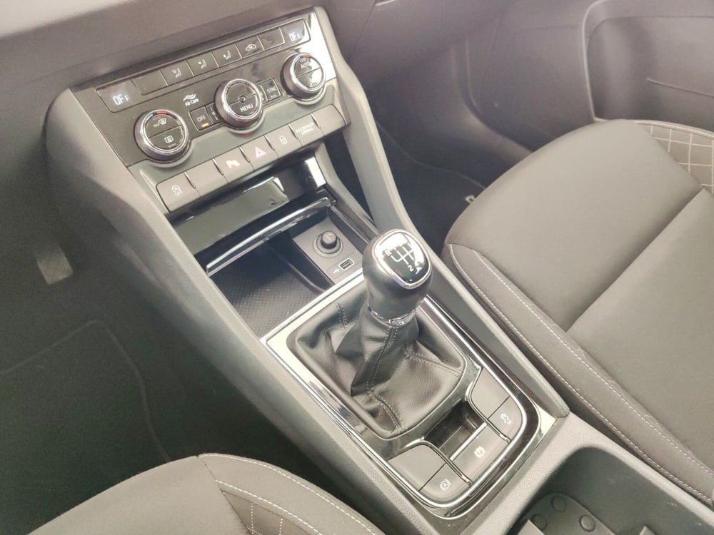 Skoda Karoq usata a Massa-Carrara (11)