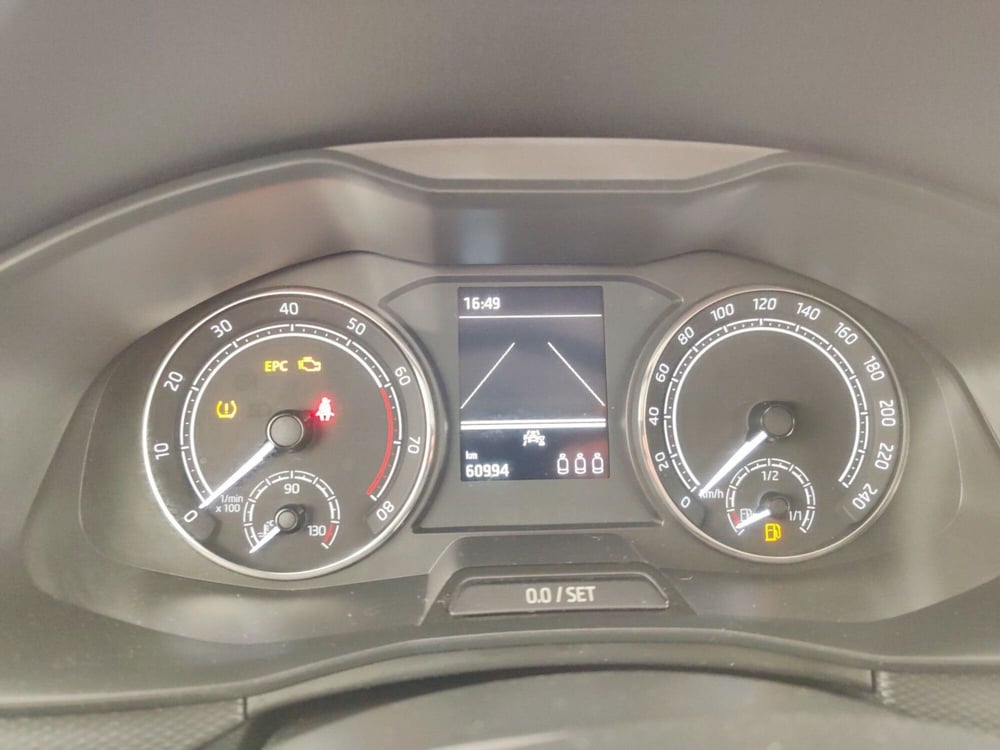 Skoda Scala usata a Massa-Carrara (18)