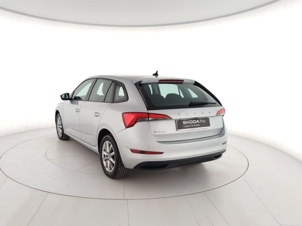 Skoda Scala usata a Massa-Carrara (2)