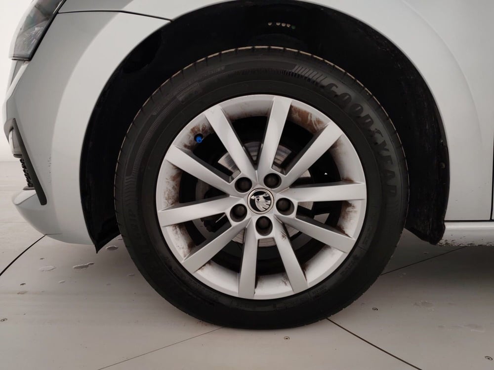 Skoda Scala usata a Massa-Carrara (6)