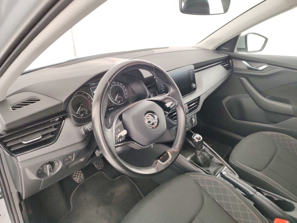 Skoda Scala usata a Massa-Carrara (8)