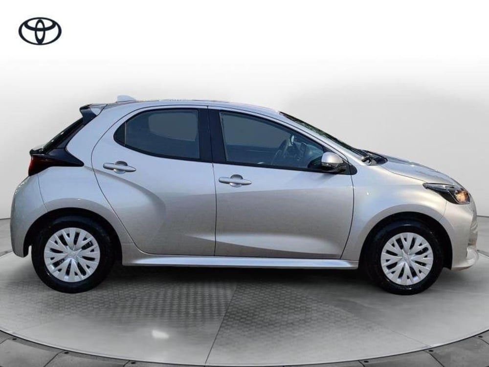Toyota Yaris nuova a Perugia (13)