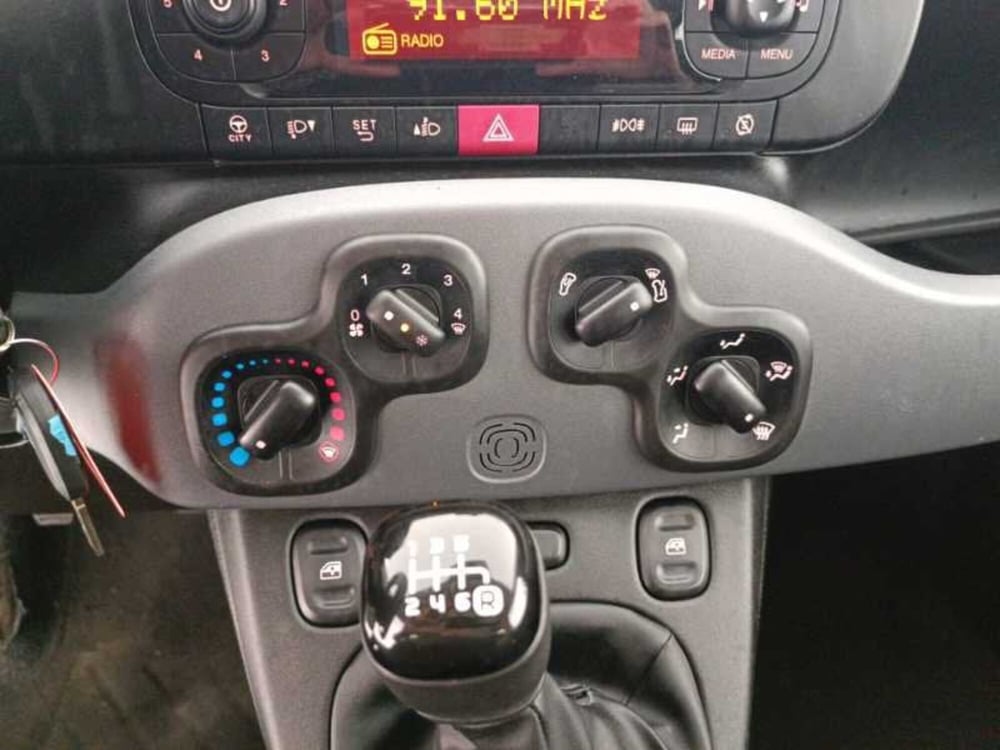 Fiat Panda Cross usata a Treviso (16)