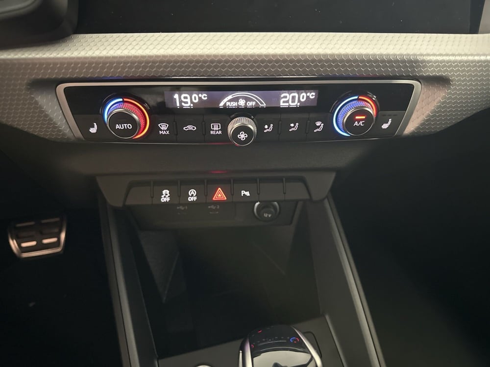Audi A1 allstreet usata a Napoli (17)