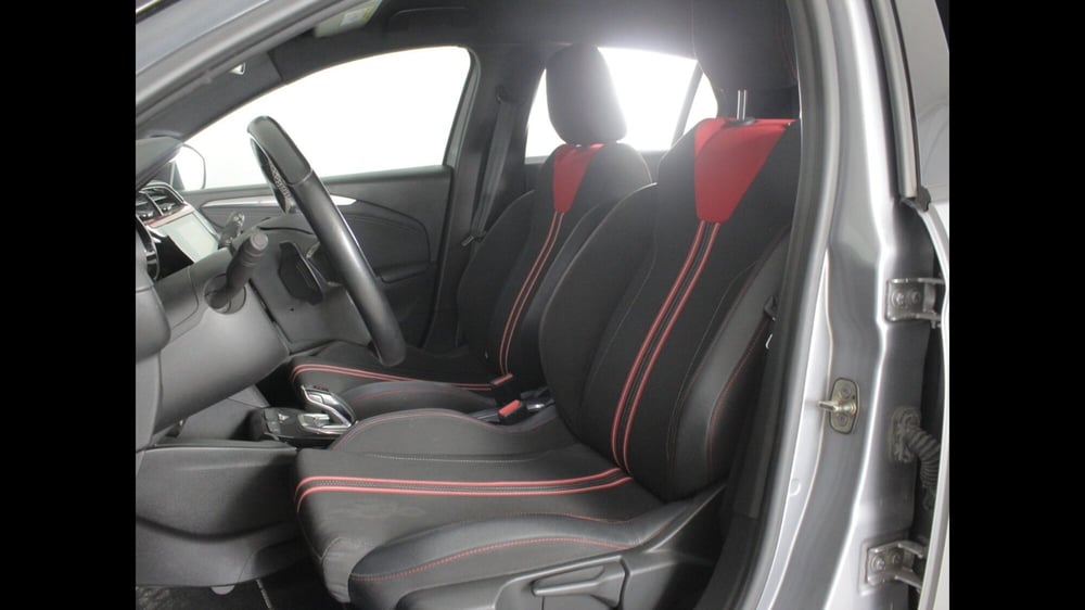 Opel Corsa usata a Palermo (11)