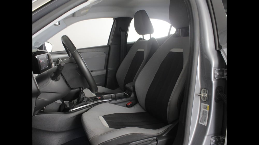 Opel Mokka usata a Palermo (11)