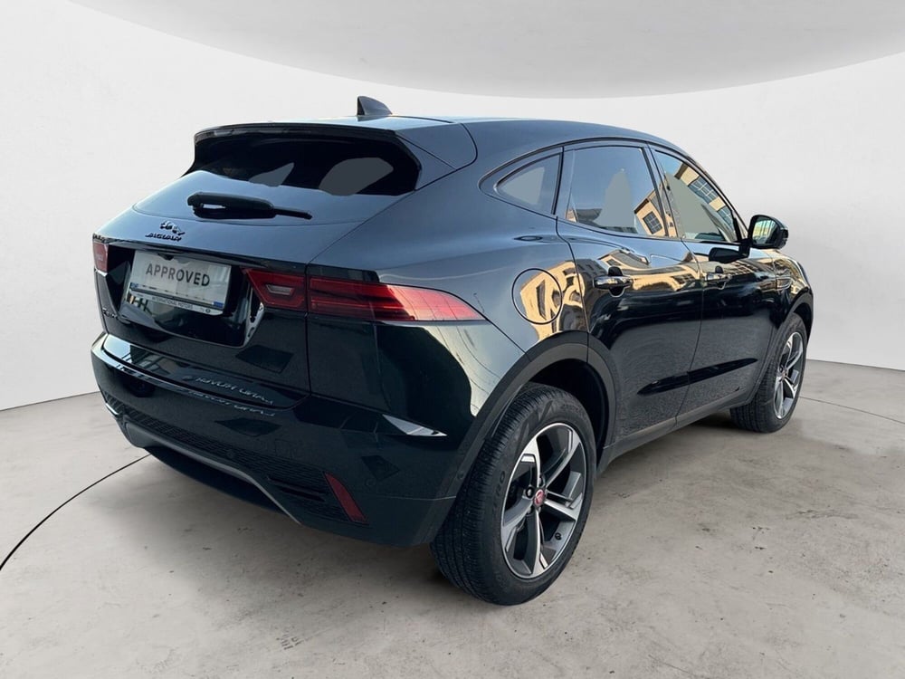Jaguar E-Pace usata a Arezzo (2)
