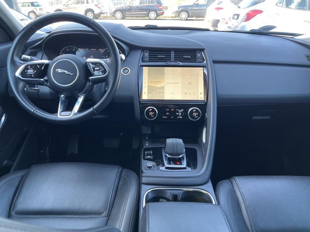 Jaguar E-Pace usata a Arezzo (4)