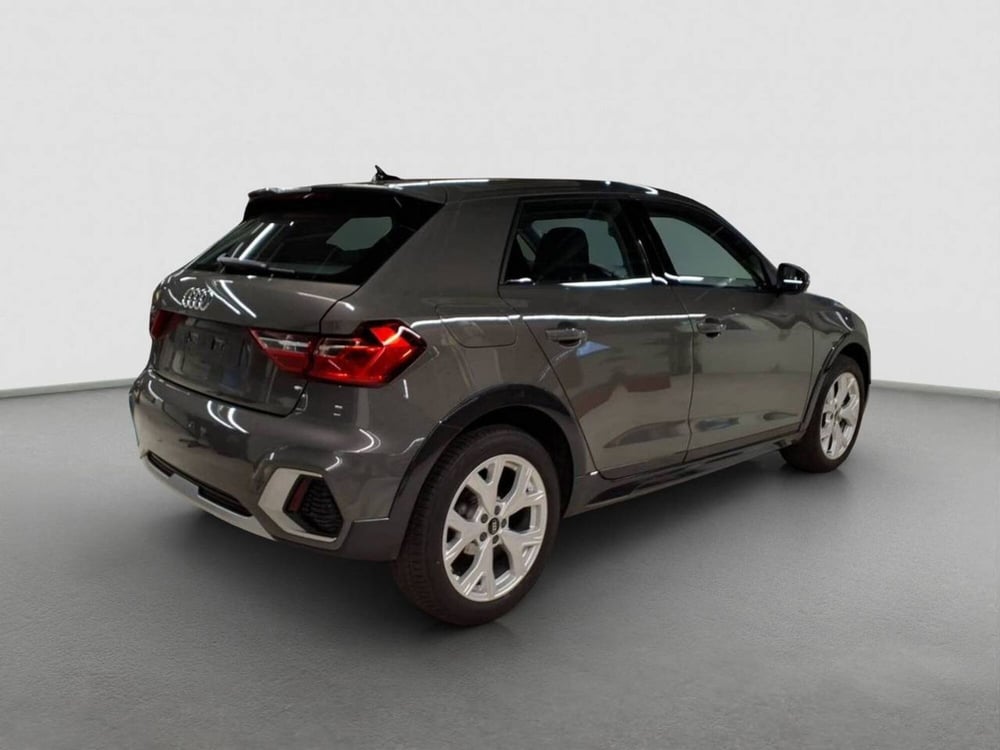 Audi A1 allstreet usata a Taranto (2)