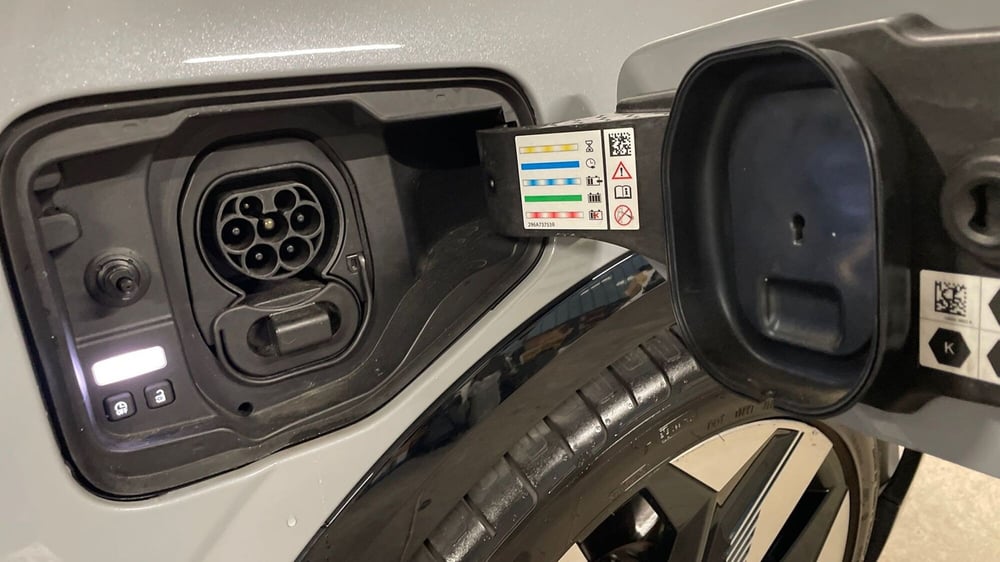 Renault Megane E-Tech Electric usata a Varese (10)