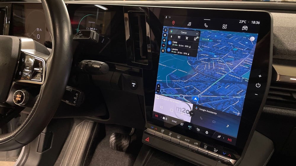Renault Megane E-Tech Electric usata a Varese (11)