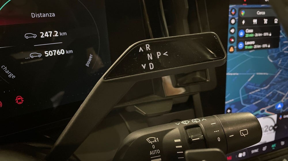 Renault Megane E-Tech Electric usata a Varese (13)