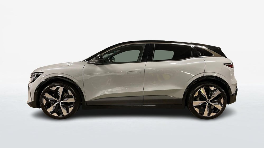 Renault Megane E-Tech Electric usata a Varese (3)
