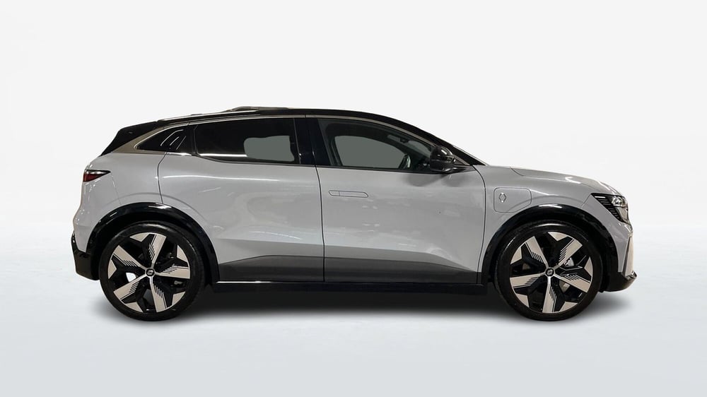 Renault Megane E-Tech Electric usata a Varese (4)