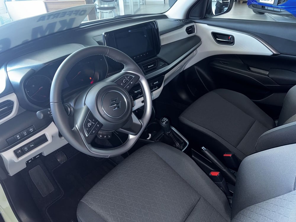 Suzuki Swift nuova a Cuneo (6)