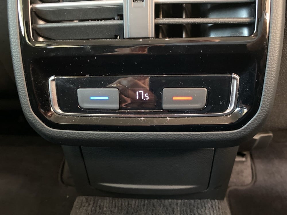 Volkswagen Passat Variant usata a Lodi (9)