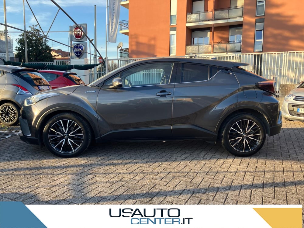 Toyota Toyota C-HR usata a Monza e Brianza (2)
