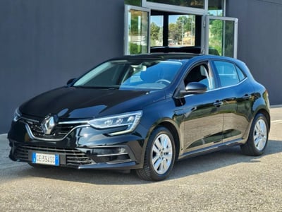 Renault M&eacute;gane Blue dCi 115 EDC Business del 2021 usata a Foggia