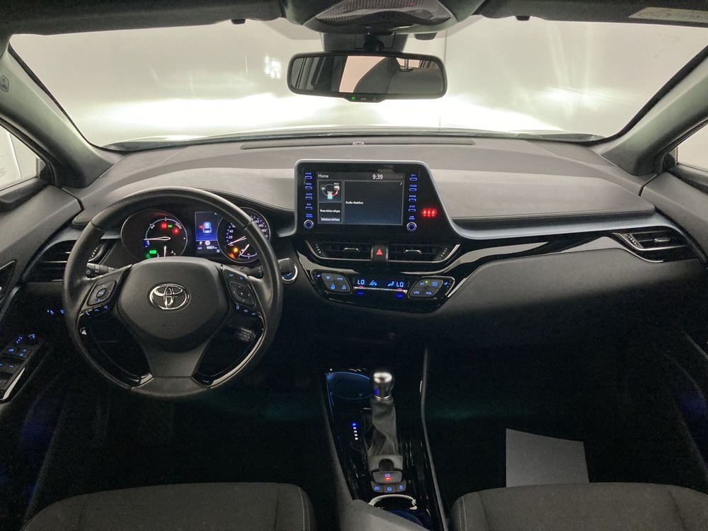 Toyota Toyota C-HR usata a Barletta-Andria-Trani (17)