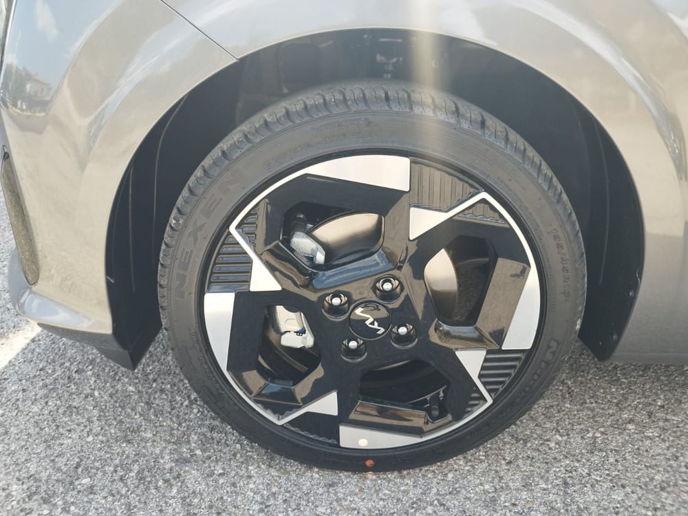 Kia Picanto nuova a Arezzo (17)