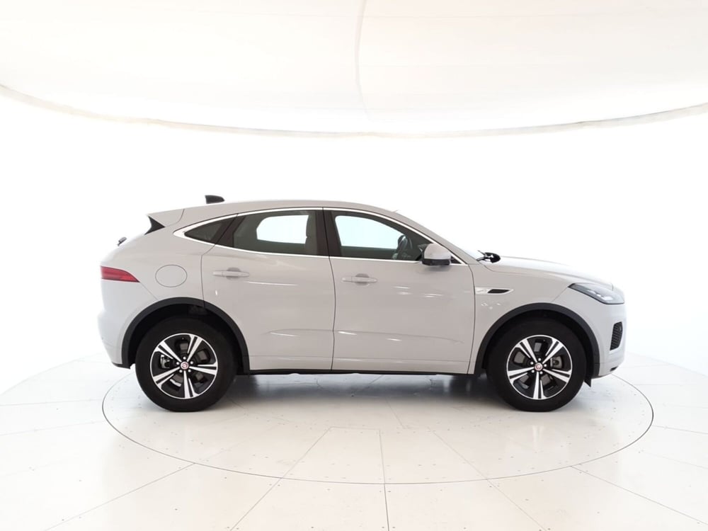 Jaguar E-Pace usata a Monza e Brianza (6)