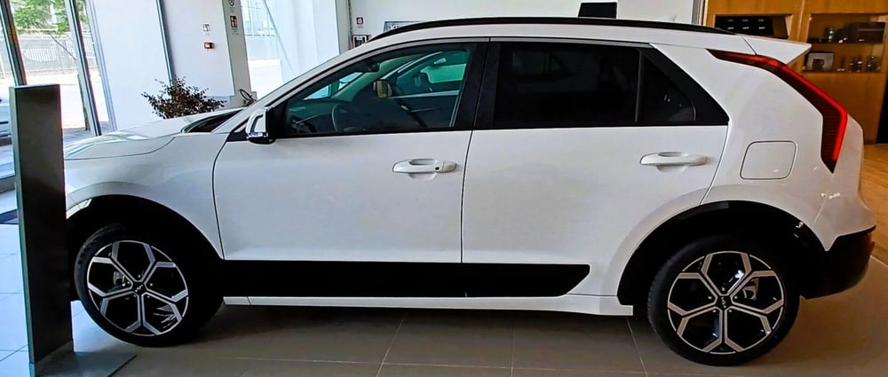 Kia Niro nuova a Messina (4)