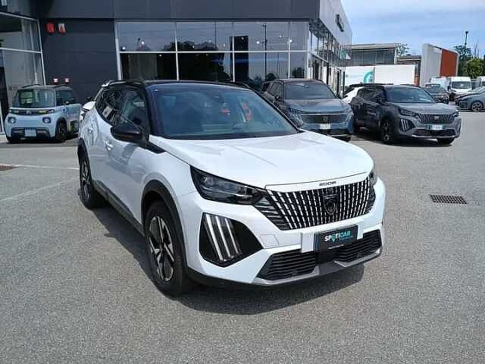 Peugeot 2008 nuova a Milano