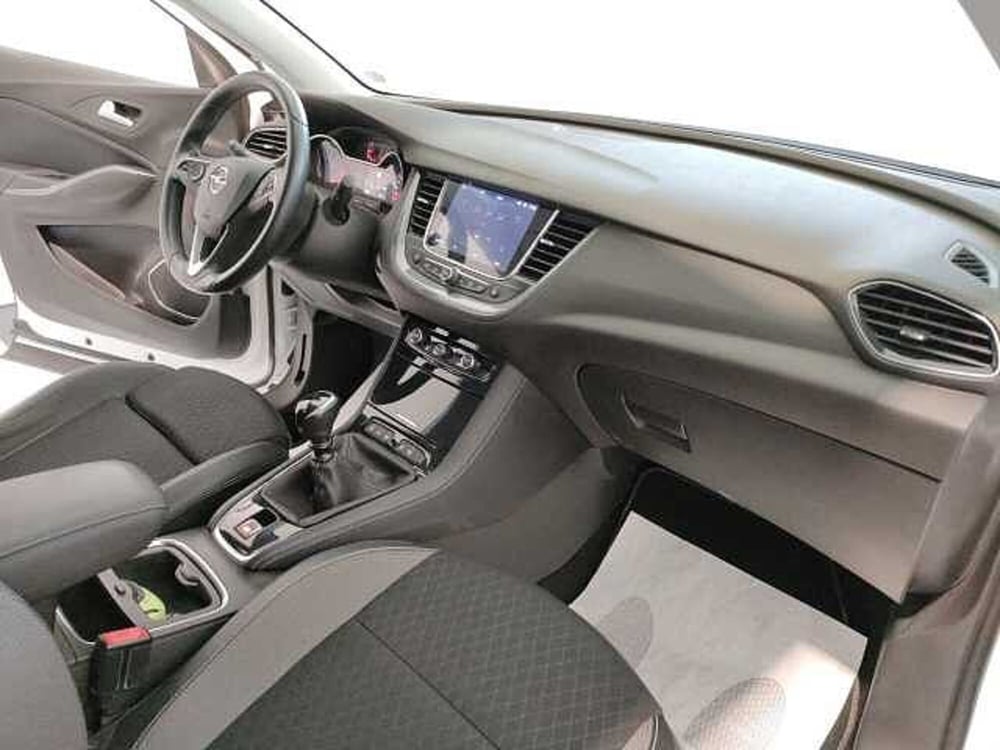 Opel Grandland X usata a Teramo (12)