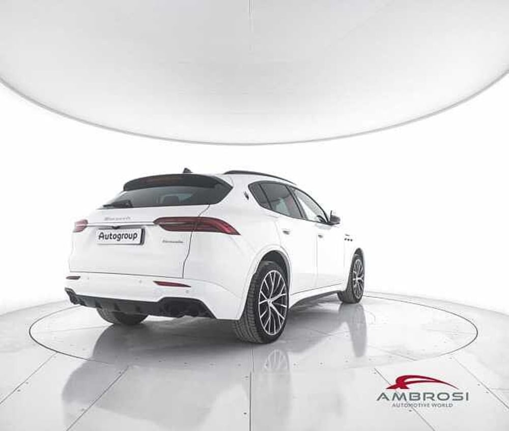 Maserati Grecale usata a Viterbo (3)