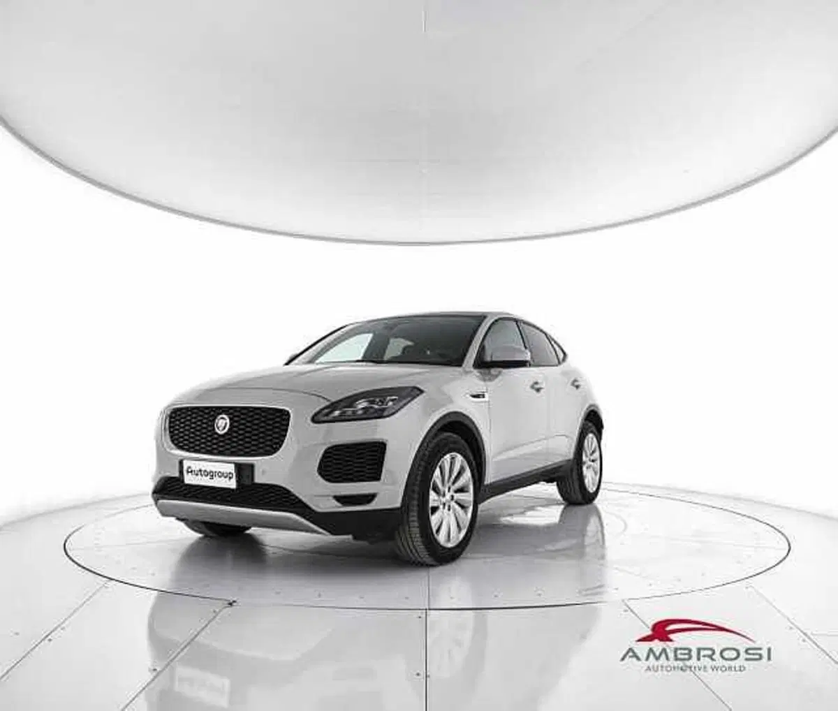 Jaguar E-Pace usata a Viterbo