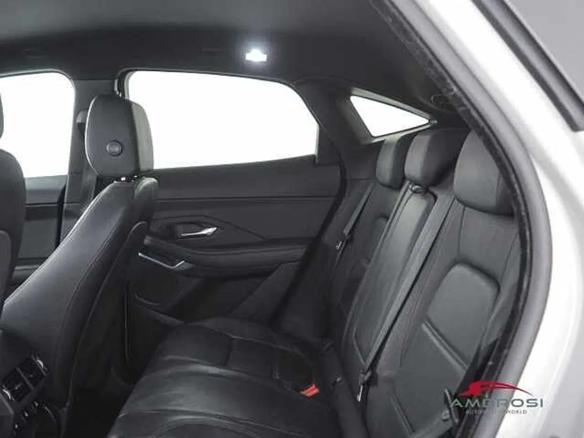 Jaguar E-Pace usata a Viterbo (10)