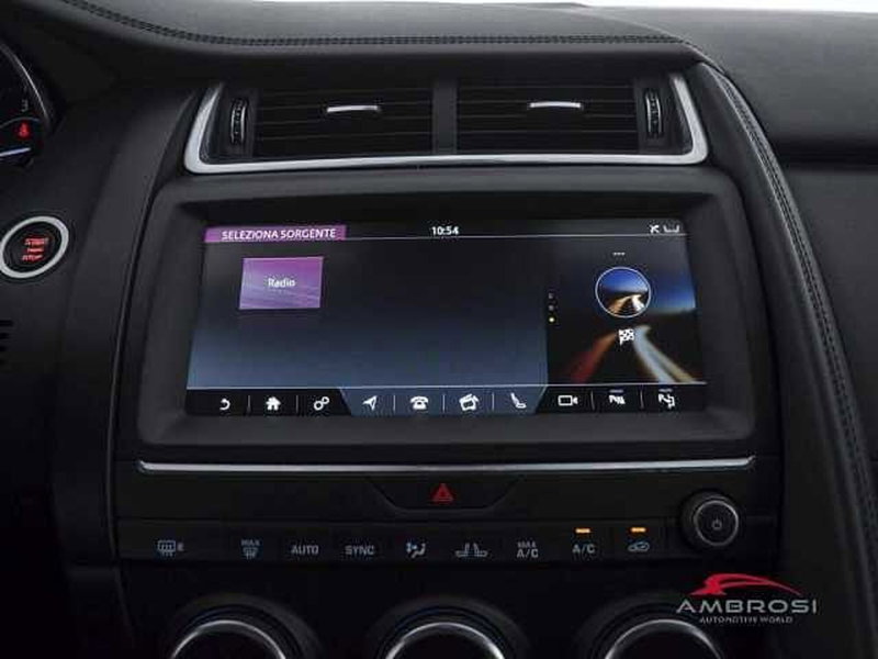 Jaguar E-Pace usata a Viterbo (15)