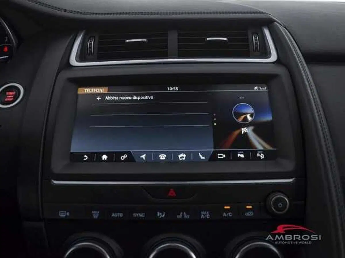 Jaguar E-Pace usata a Viterbo (17)