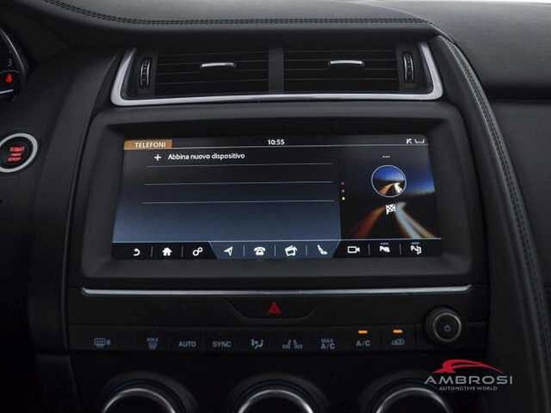 Jaguar E-Pace usata a Viterbo (17)
