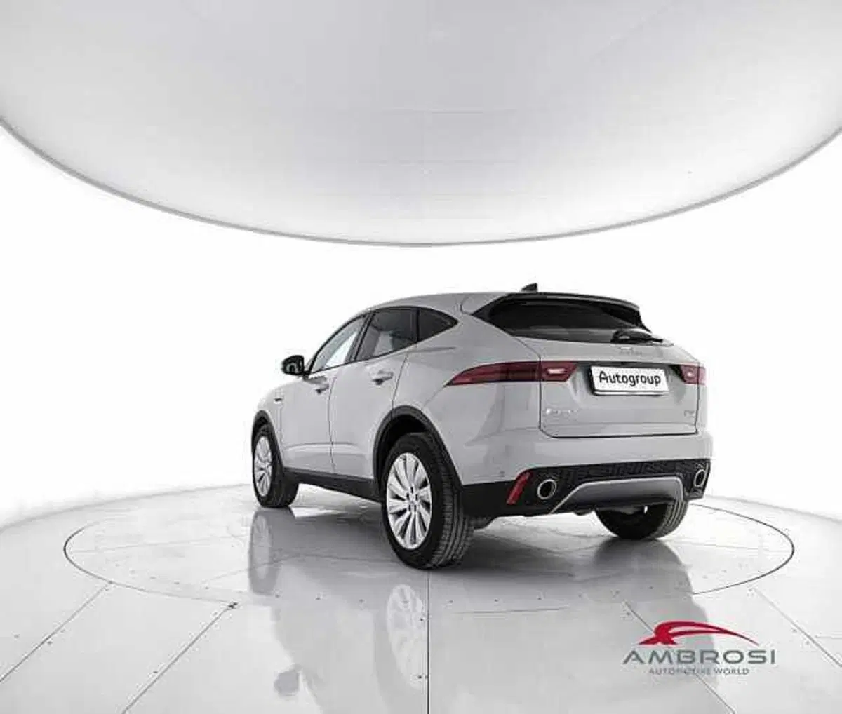 Jaguar E-Pace usata a Viterbo (4)
