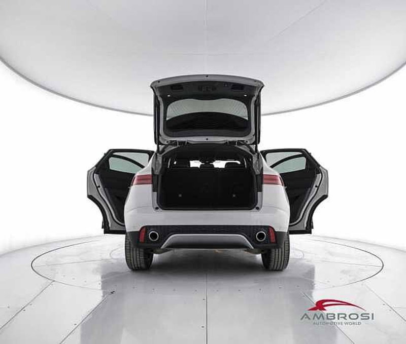 Jaguar E-Pace usata a Viterbo (7)