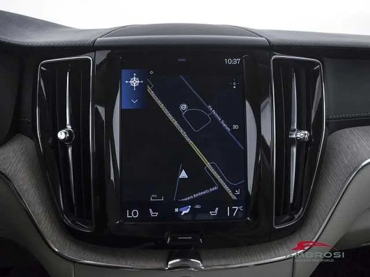 Volvo XC60 usata a Viterbo (16)