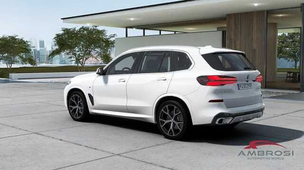 BMW X5 nuova a Viterbo (2)
