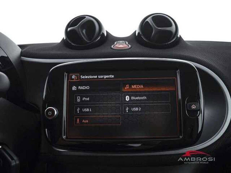 smart Fortwo usata a Viterbo (13)