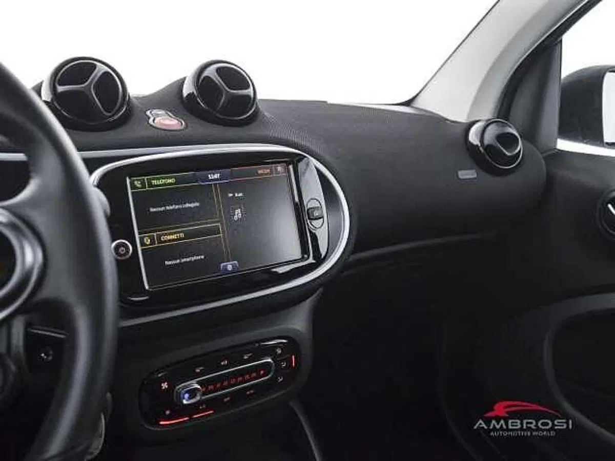 smart Fortwo usata a Viterbo (17)