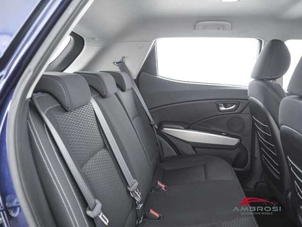 Ssangyong Tivoli usata a Viterbo (11)