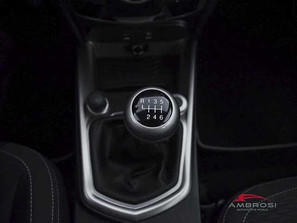 Ssangyong Tivoli usata a Viterbo (17)